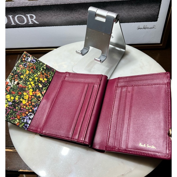 Paul Smith Garden Floral Trim, Bifold Wallet, Clasp, red burgundy EUC - Picture 8 of 15